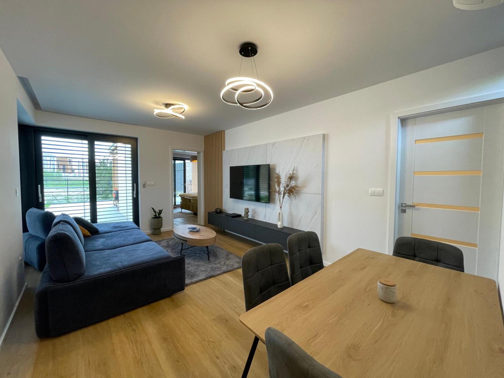 Apartman 1.C Lägenhet Sajdikove Humence Exteriör bild